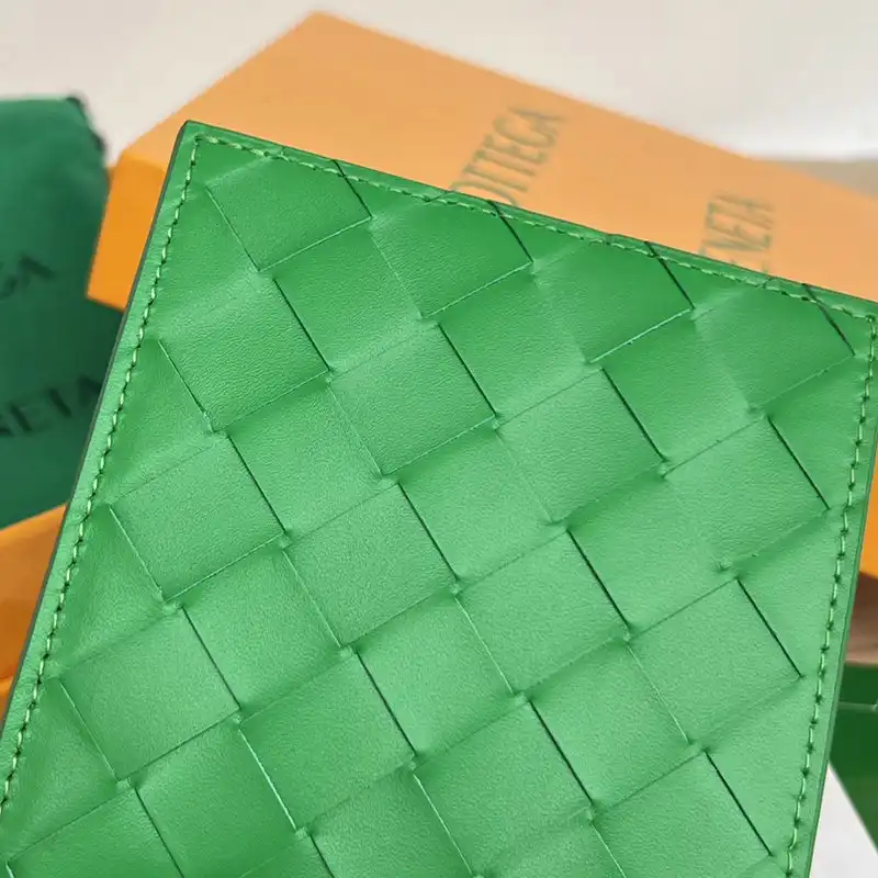 b0tt*ga Ven*ta bag 2209sf0098