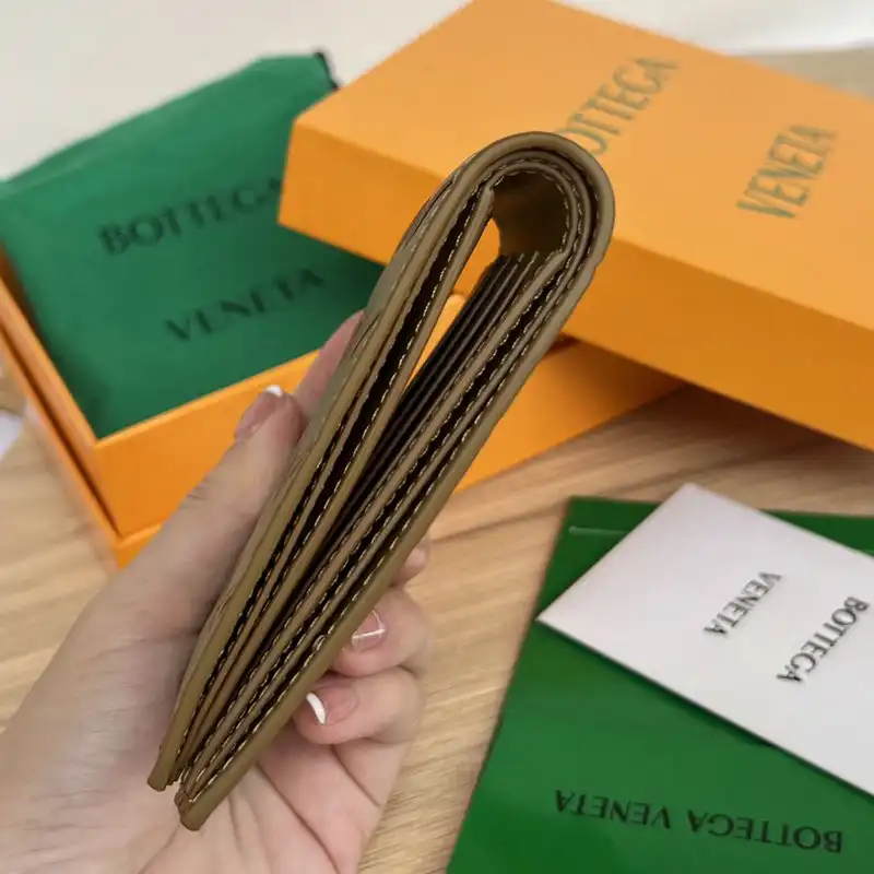 b0tt*ga Ven*ta bag 2209sf0099