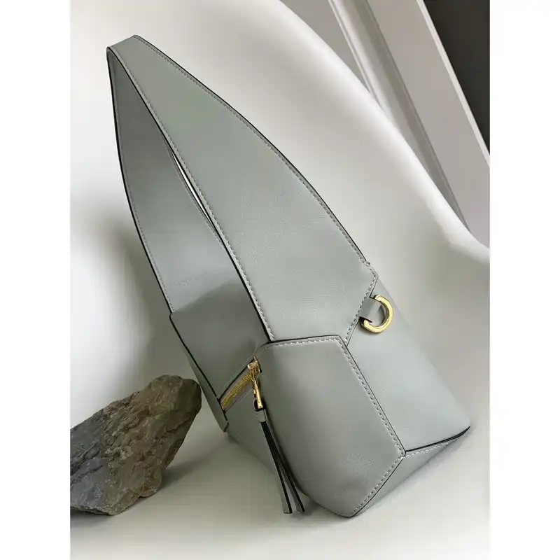 L0ew* bag 2209sw0005