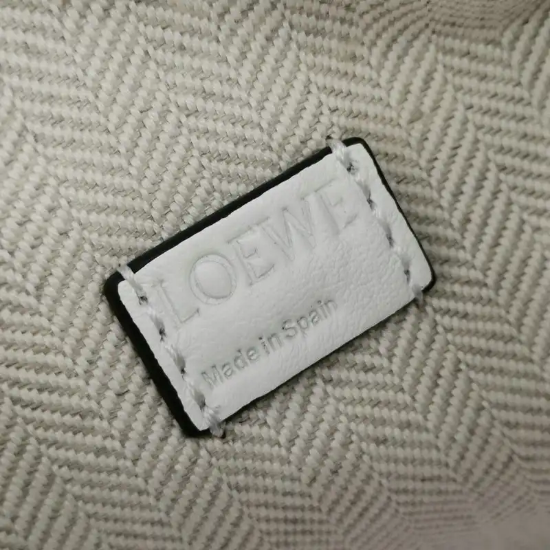 L0ew* bag 2209sw0015