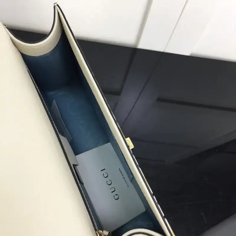 G*u*i bag 2210ya0074