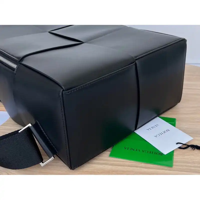 b0tt*ga Ven*ta bag 2211sf0015