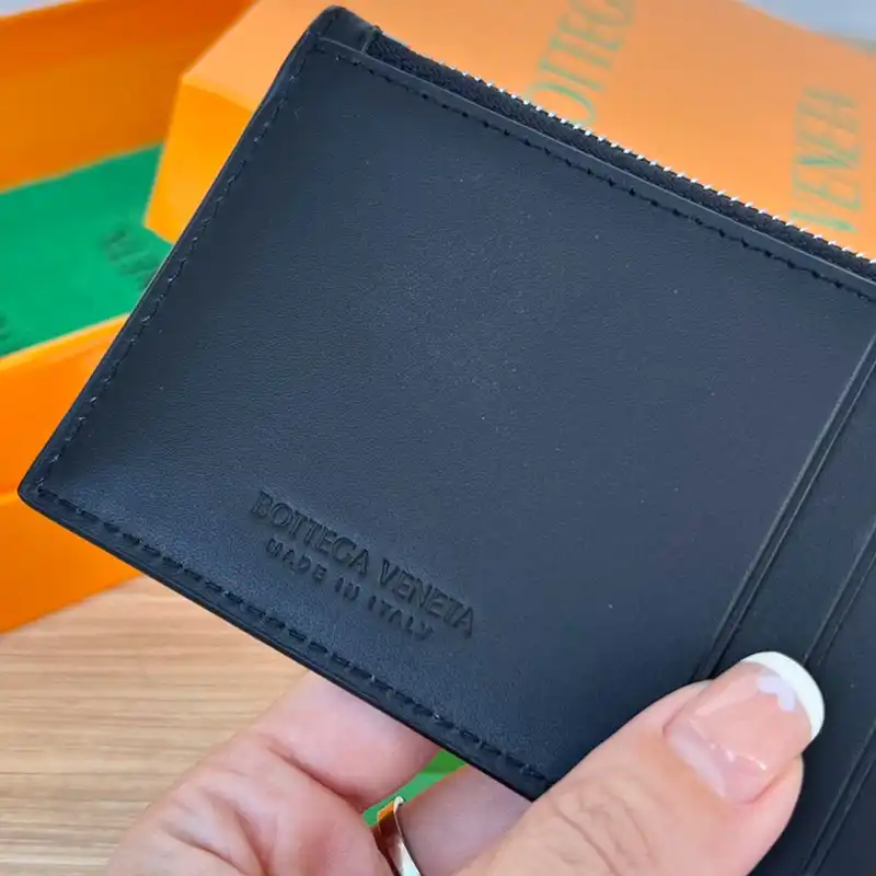 b0tt*ga Ven*ta bag 2211sf0040