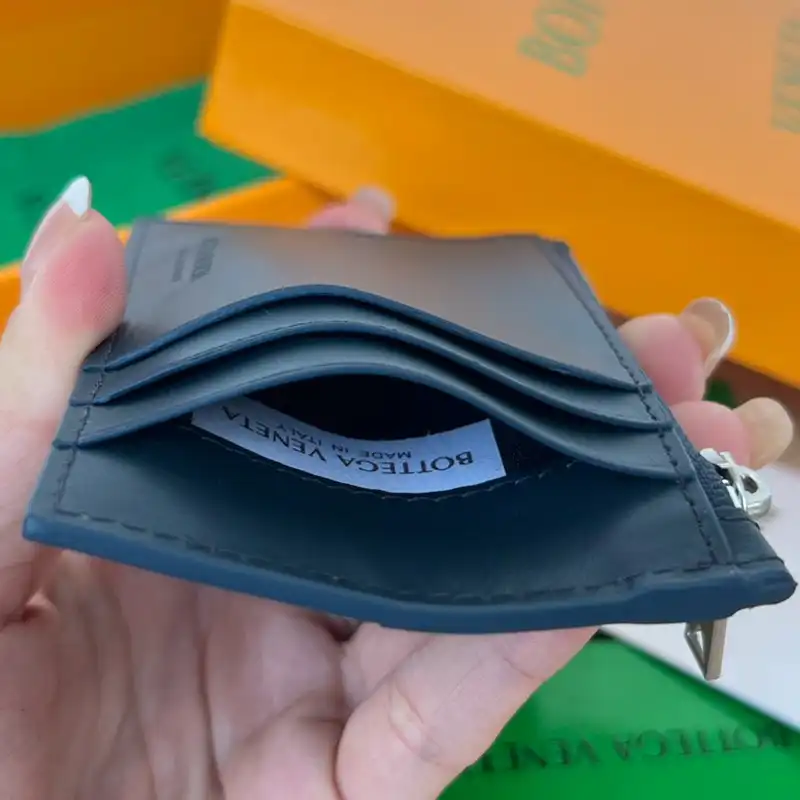 b0tt*ga Ven*ta bag 2211sf0042