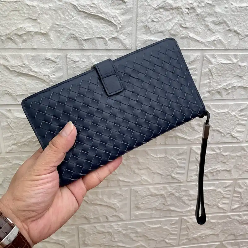 b0tt*ga Ven*ta bag 2212yz0019