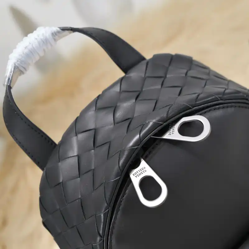 b0tt*ga Ven*ta bag 2212yz0049