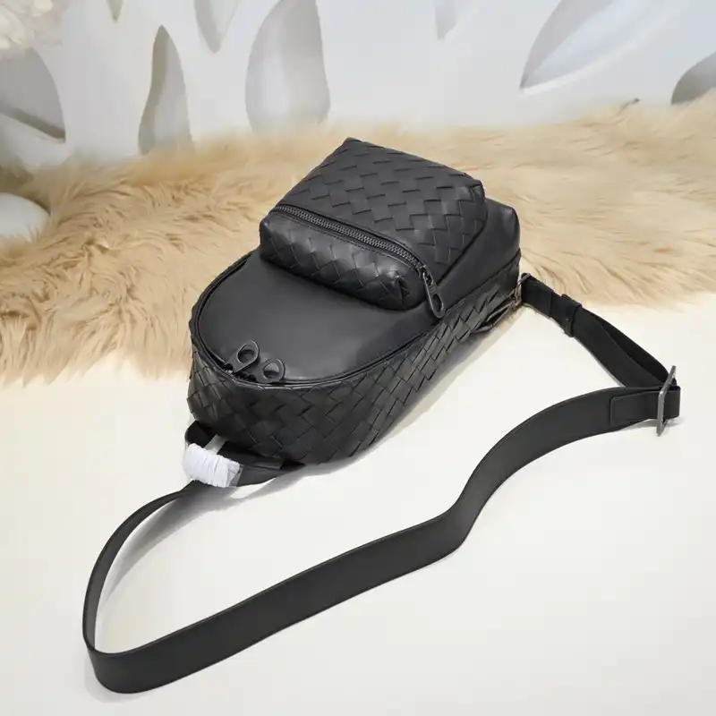 b0tt*ga Ven*ta bag 2212yz0050