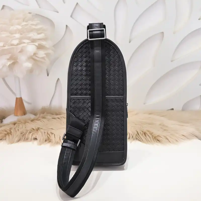 b0tt*ga Ven*ta bag 2212yz0051