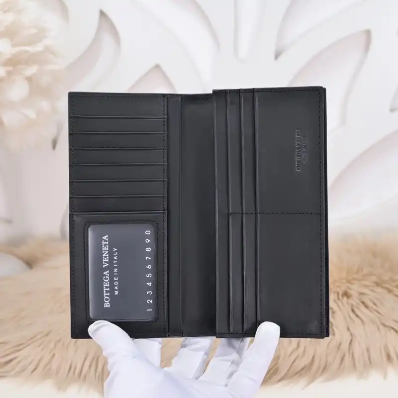 b0tt*ga Ven*ta bag 2212yz0059