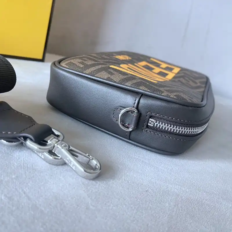 F**di bag 2301ya0041