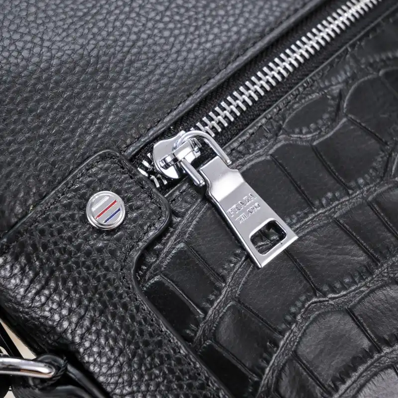 Pra*a bag 2301yz0031