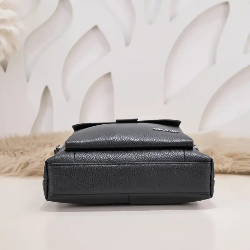 Pra*a bag 2301yz0040