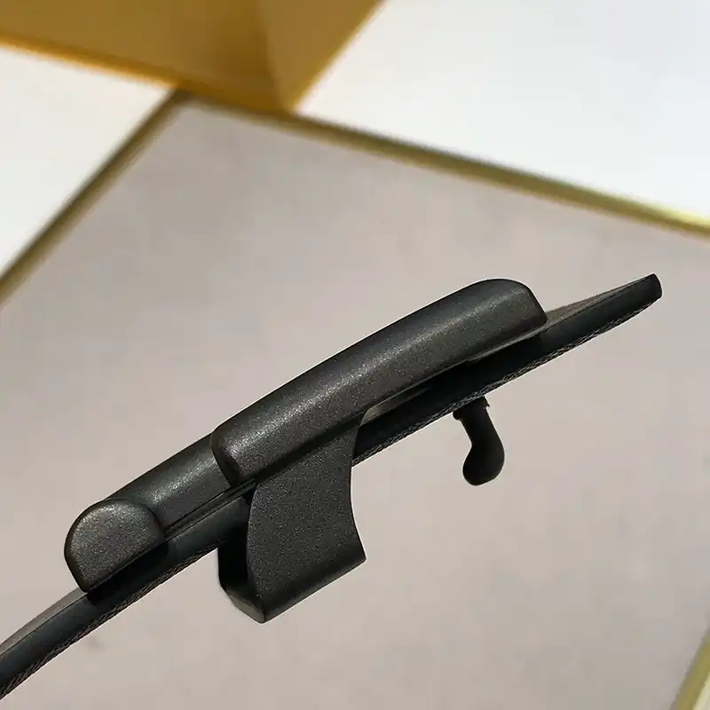 F**di belts 2306xf0056