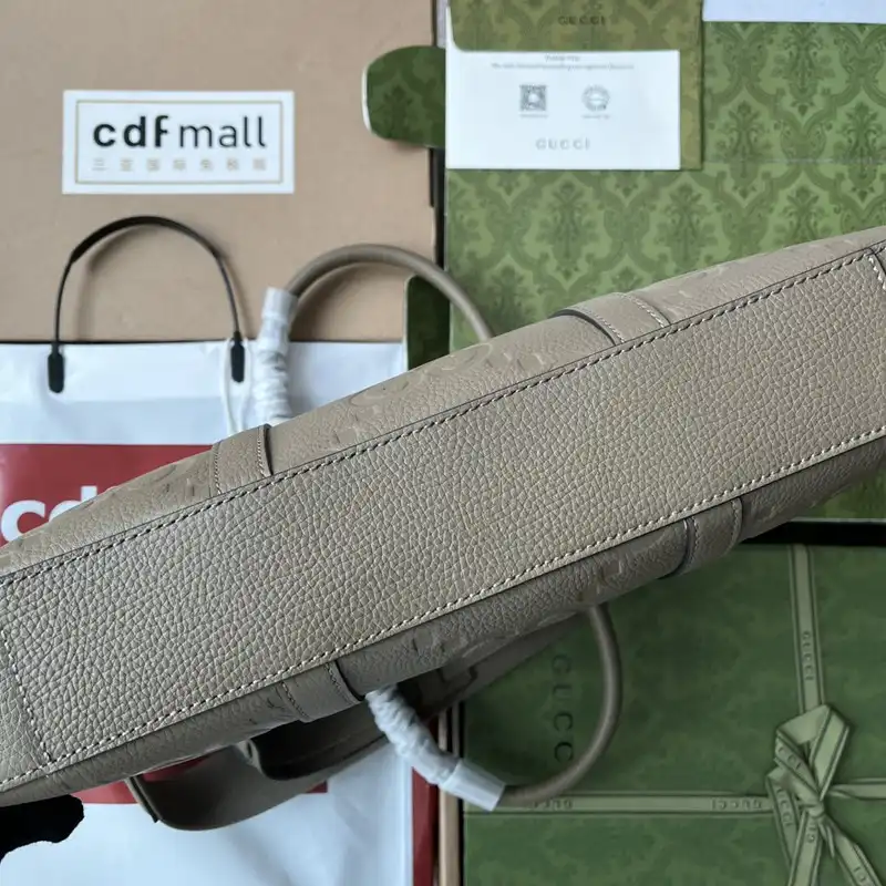 G*u*i bag 2306ya0042