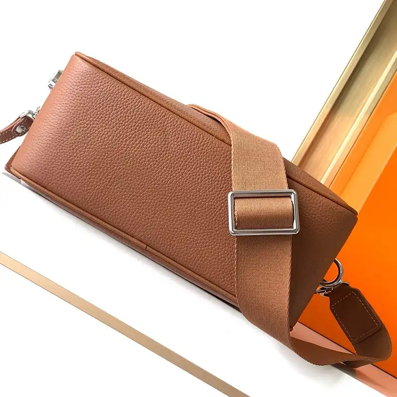 H**me5 bag 2309ya0178