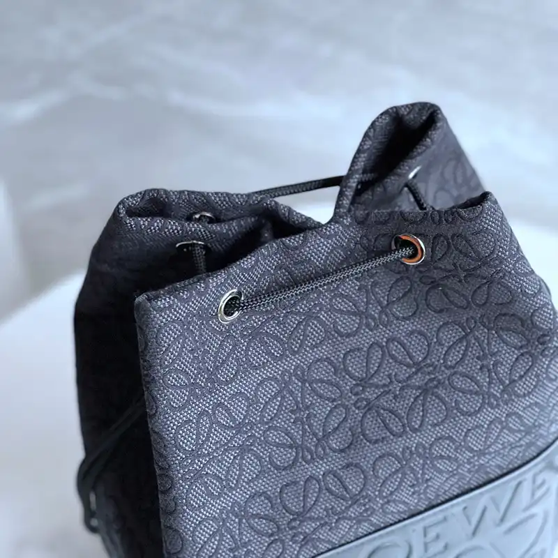 L0ew* bags 2311ya0089