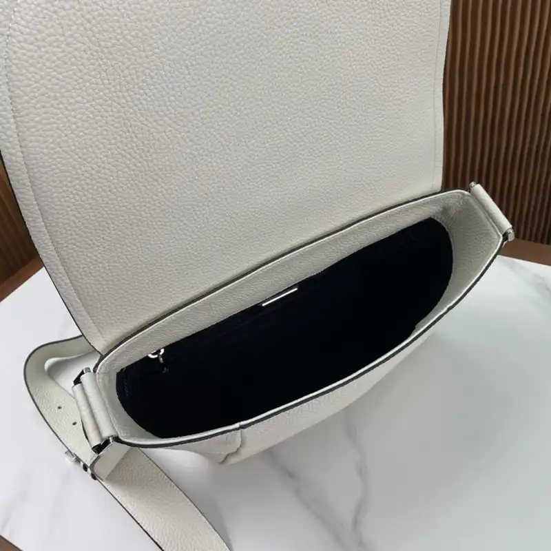 Pra*a bags 2312ya0037