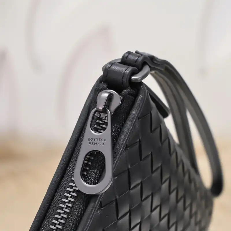 b0tt*ga Ven*ta bags 2401ya0010