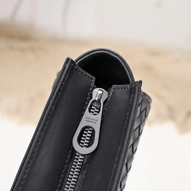 b0tt*ga Ven*ta bags 2401ya0016