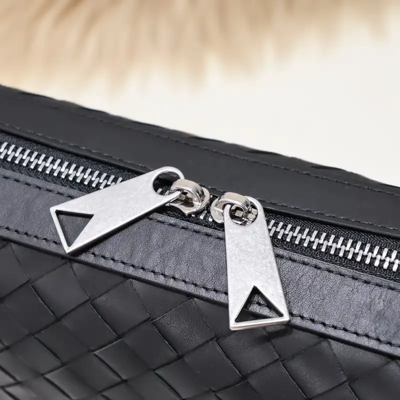 b0tt*ga Ven*ta bags 2401ya0018