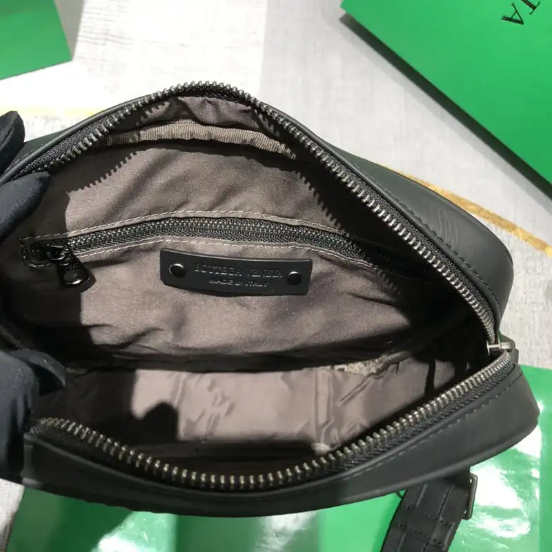 b0tt*ga Ven*ta bags 2401ya0081