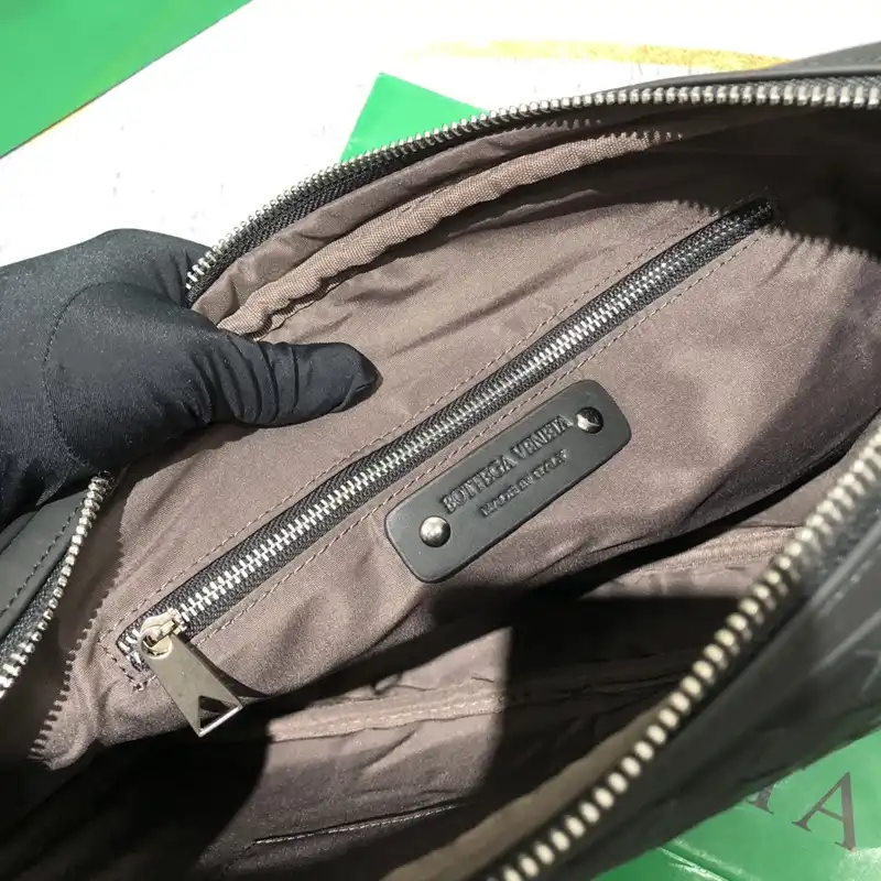 b0tt*ga Ven*ta bags 2401ya0083