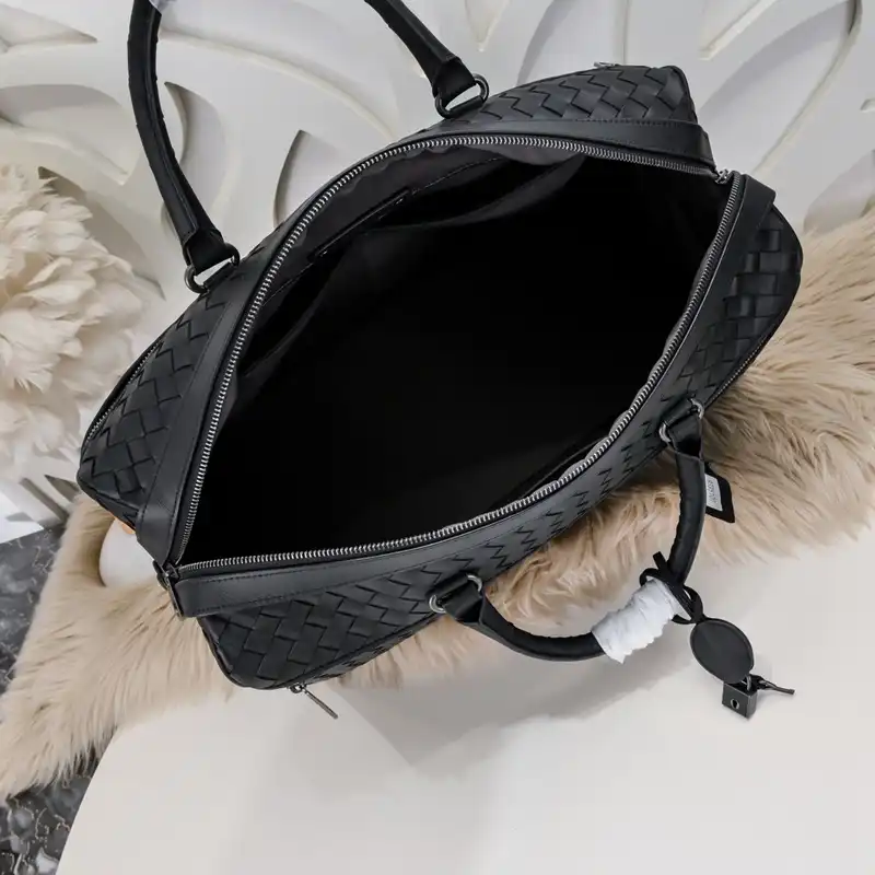 b0tt*ga Ven*ta bags 2401ya0101