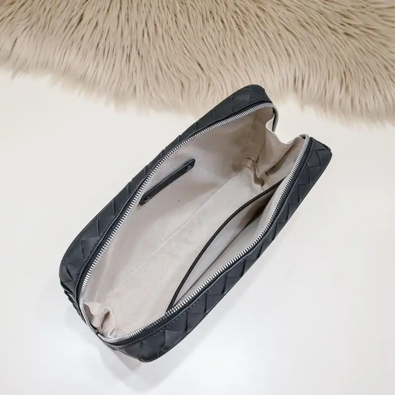 b0tt*ga Ven*ta bags 2401ya0117