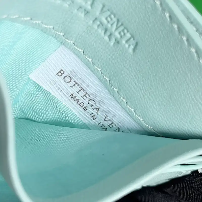 b0tt*ga Ven*ta bags 2401ya0202