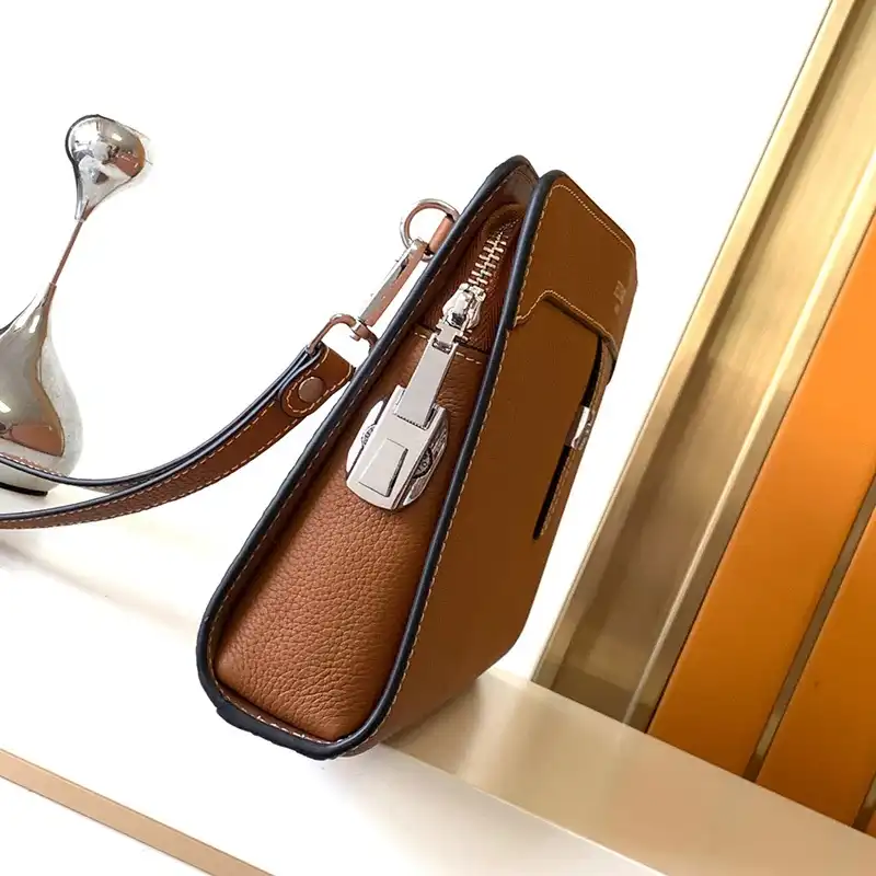 H**me5 bags 2404ya0019