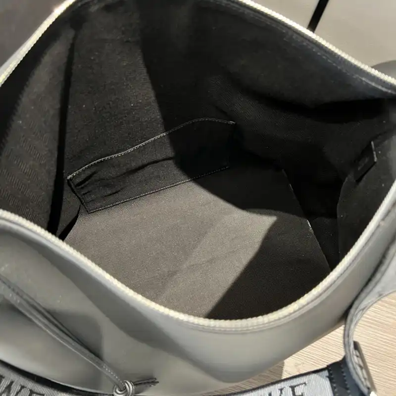 L0ew* bags 2404ya0076