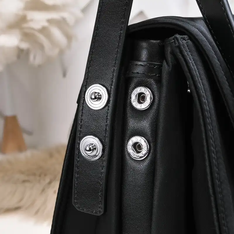 Pra*a bags 2404ya0130