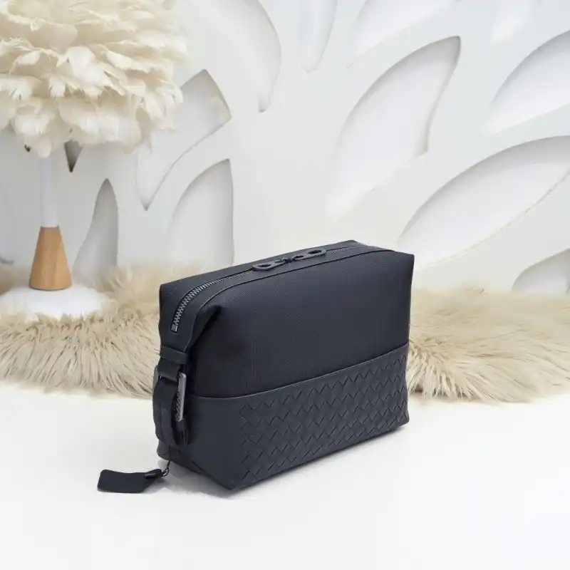 b0tt*ga Ven*ta bags 2406ya0004