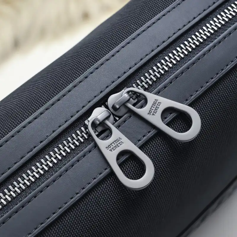 b0tt*ga Ven*ta bags 2406ya0004