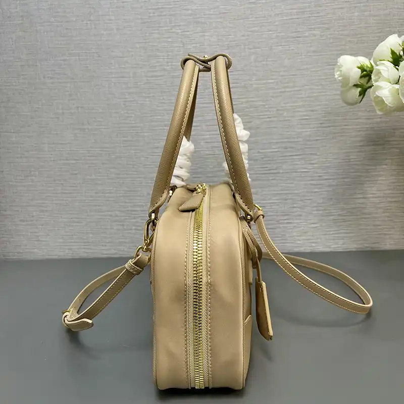 Pra*a bags 2406ya0079