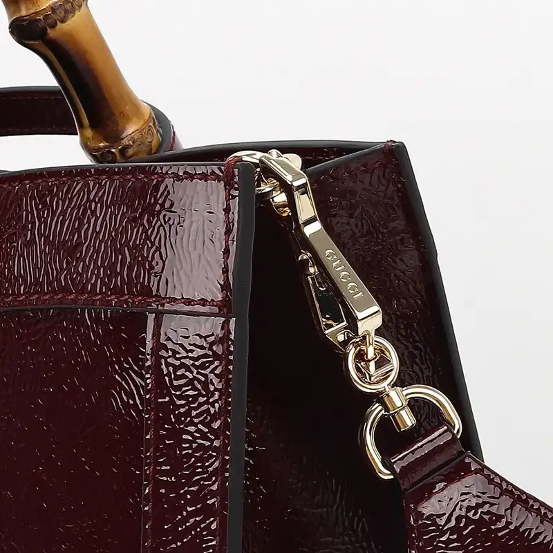 Pra*a bags 2407yz0004