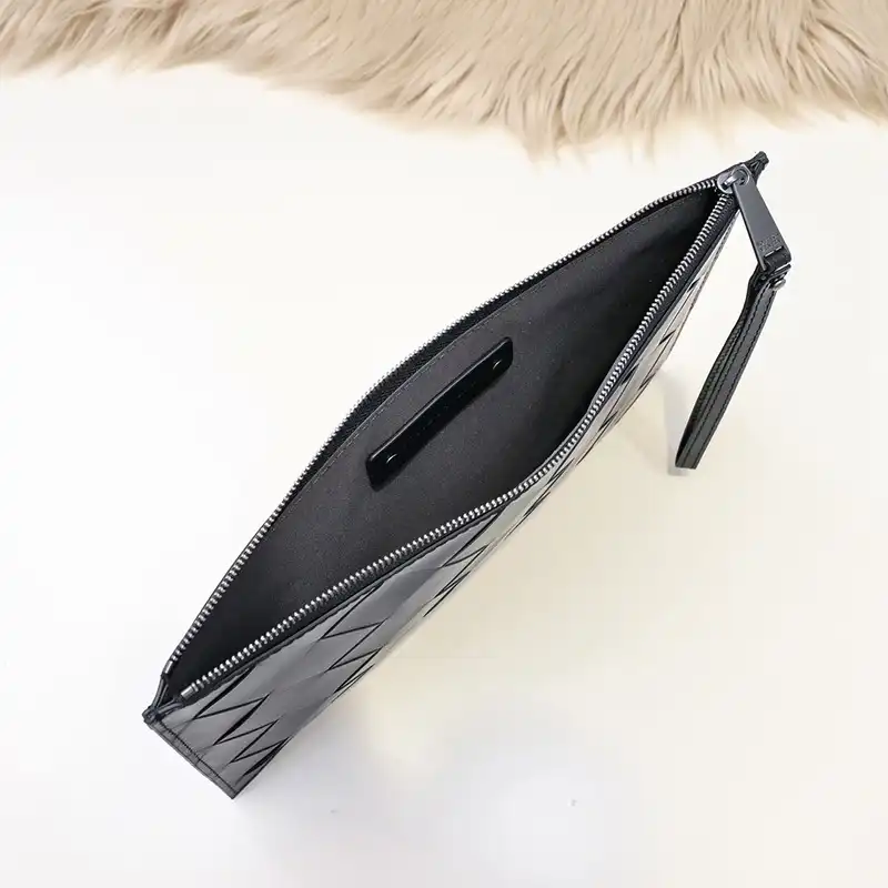 b0tt*ga Ven*ta bags 2408ya0153