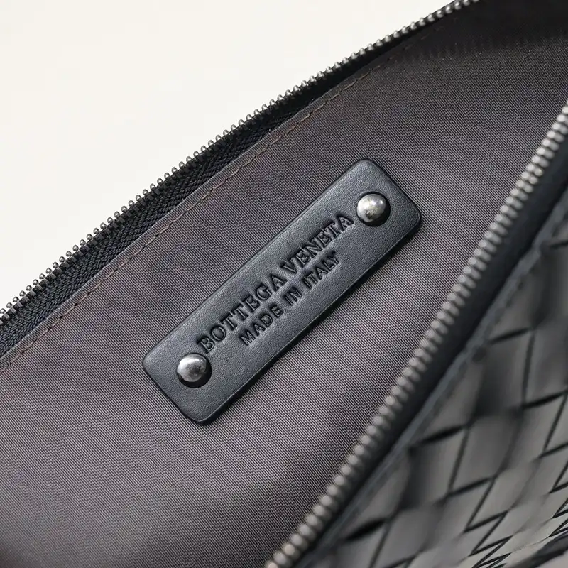 b0tt*ga Ven*ta bags 2408ya0154