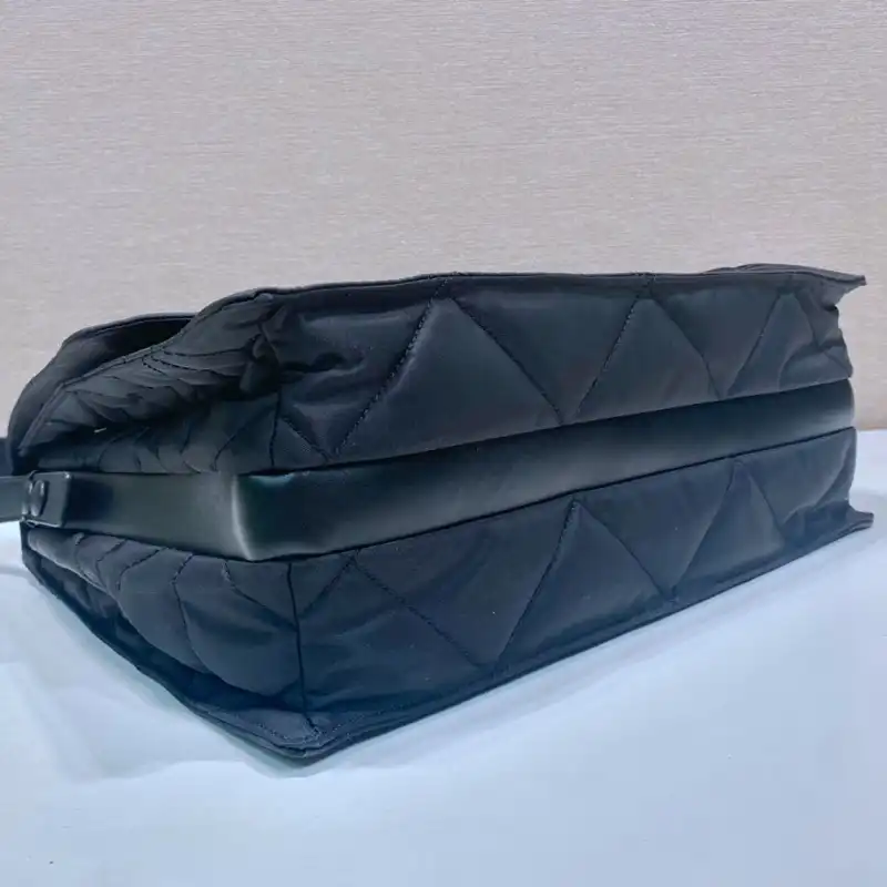 Pra*a bags 2408ya0179