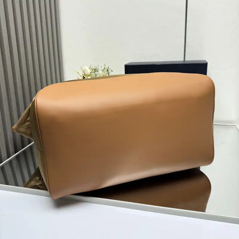 Pra*a bags 2408ya0182