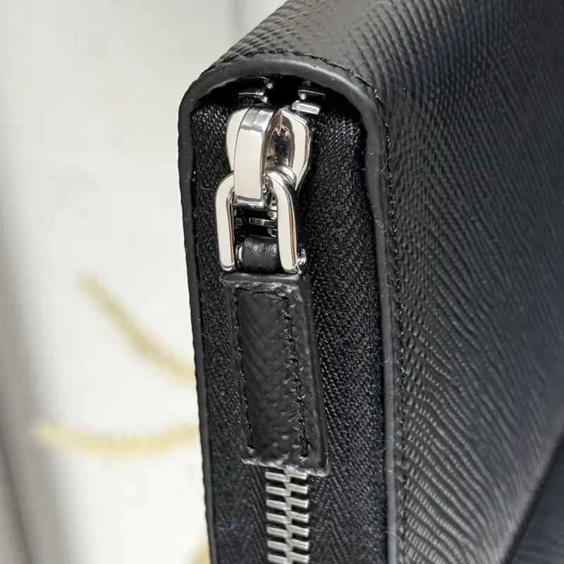 Pra*a bags 2408ya0189