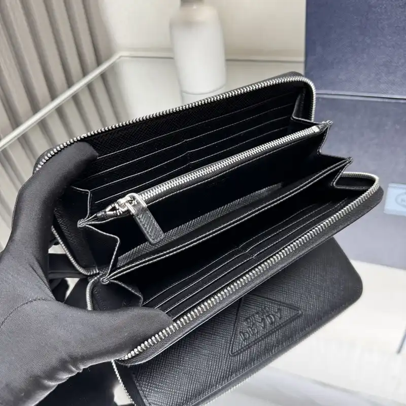 Pra*a bags 2408ya0189