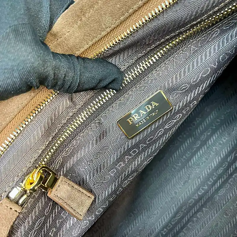 Pra*a bags 2408ya0226