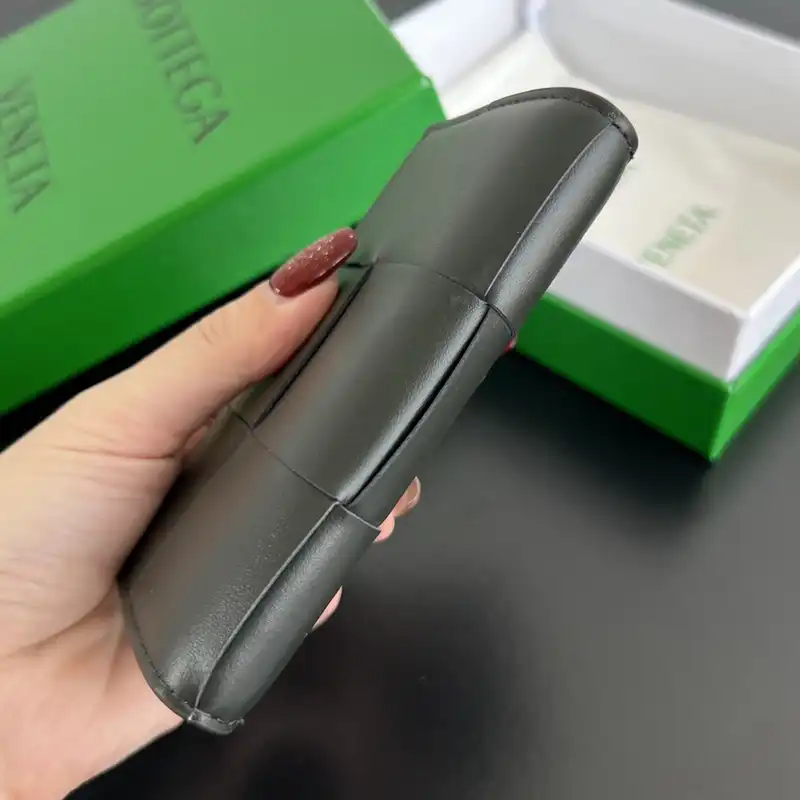 b0tt*ga Ven*ta bags 2409sf0005