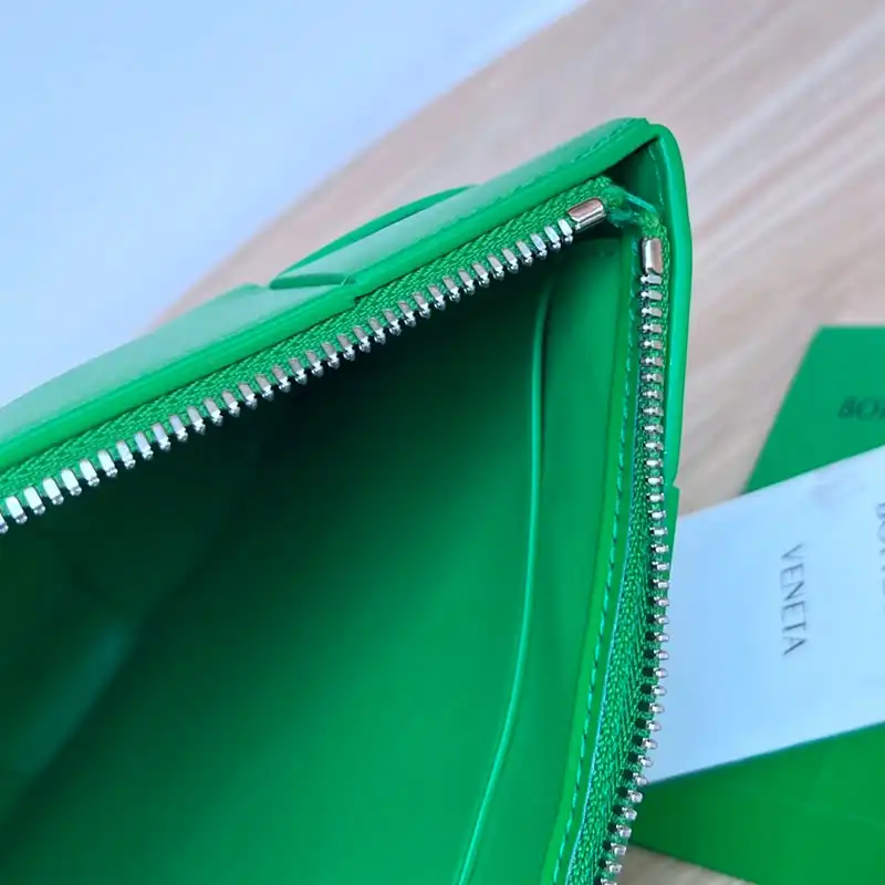 b0tt*ga Ven*ta bags 2409sf0013