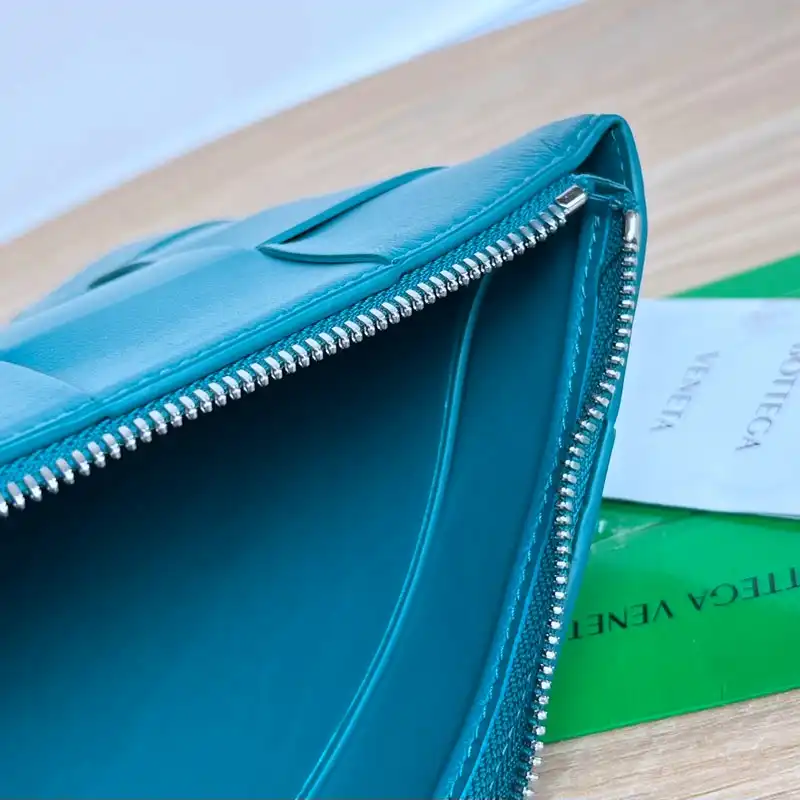 b0tt*ga Ven*ta bags 2409sf0015