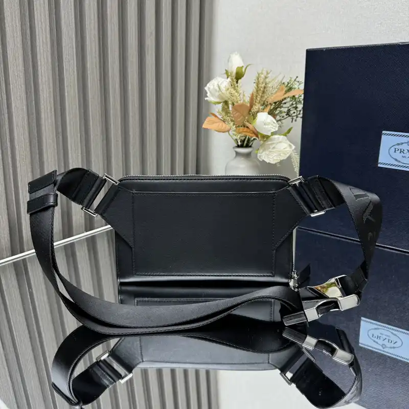 Pra*a bags 2409ya0002