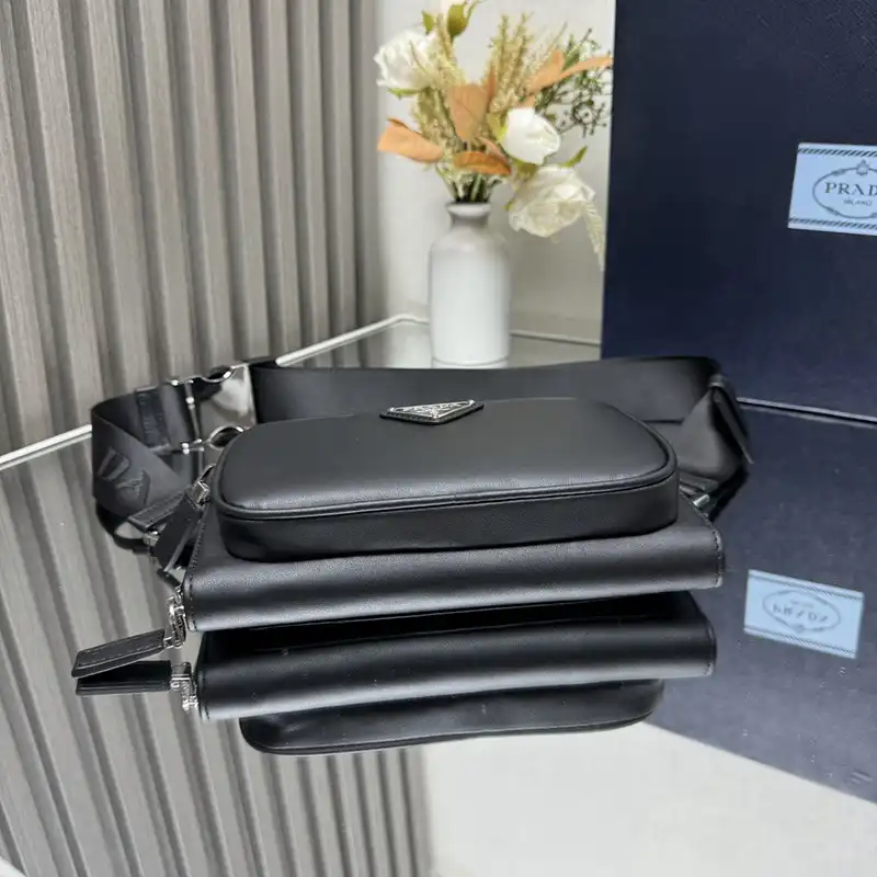 Pra*a bags 2409ya0002