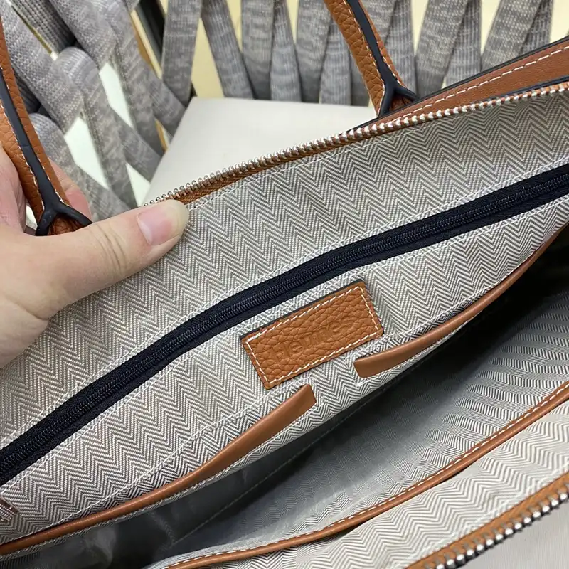 H**me5 bags 2410ya0114