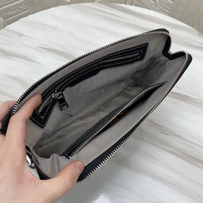 H**me5 bags 2410ya0121